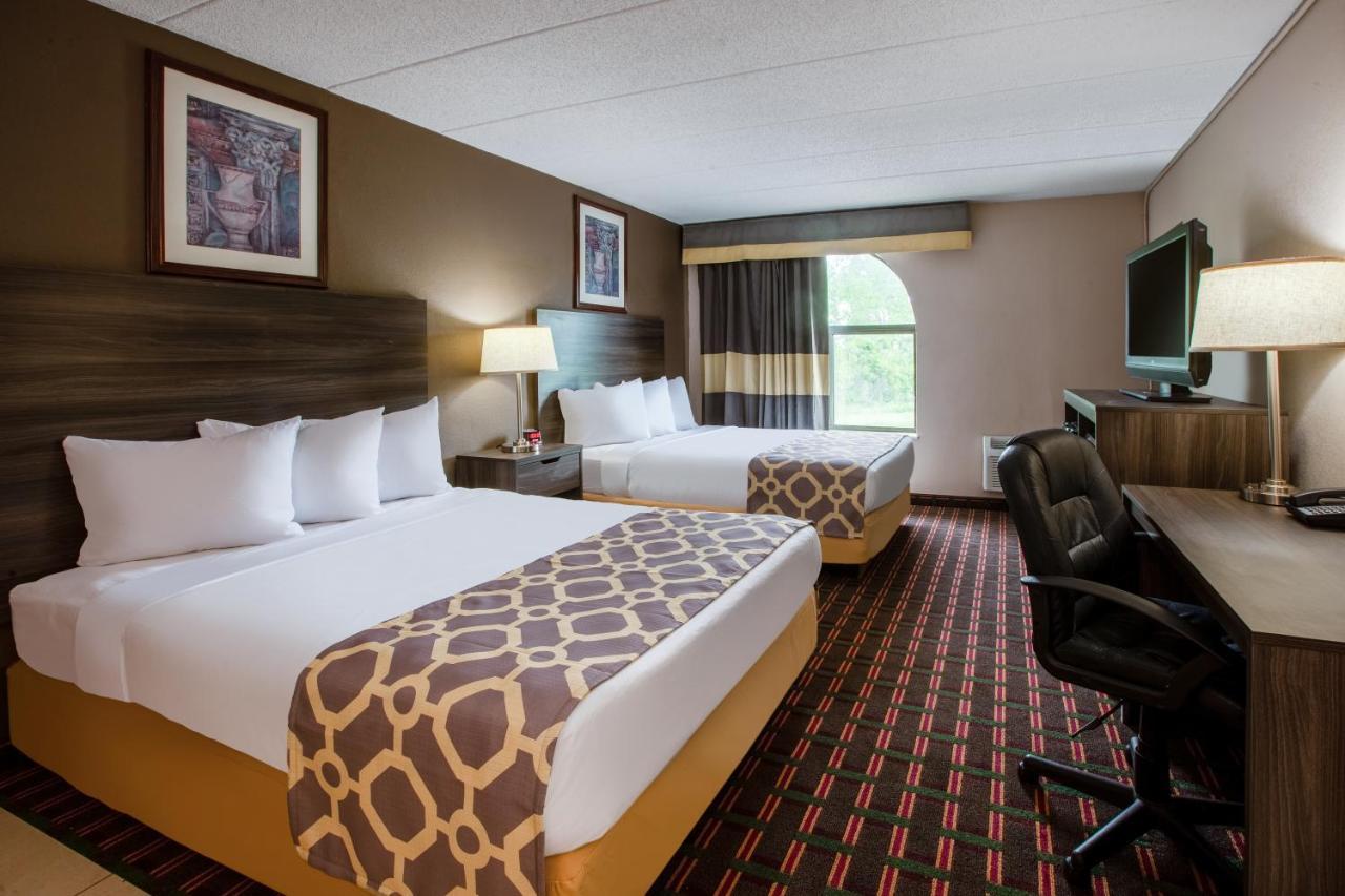 Motel Baymont By Wyndham Northwood Exterior foto