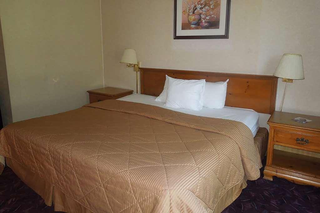 Motel Baymont By Wyndham Northwood Zimmer foto